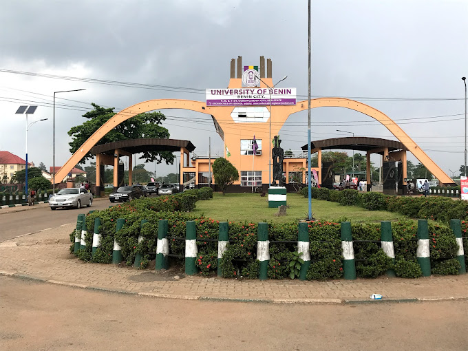 Picture showing Nigerian Ivy Leagues - UNIBEN, main gate