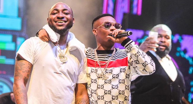 Picture showing Davido and Wizkid on stage together after plenty social media banter