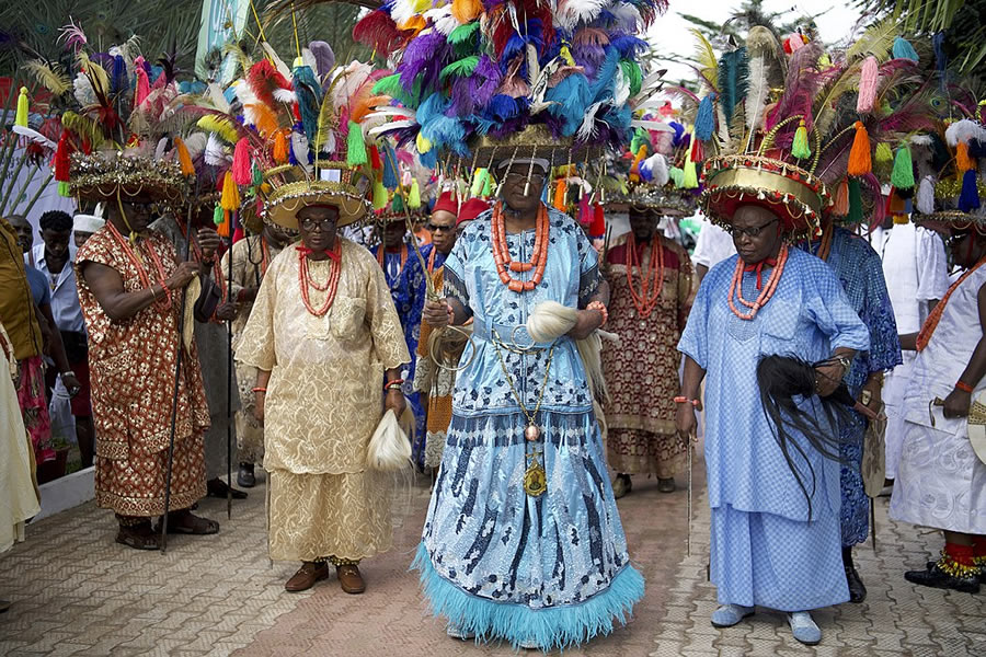 picture showing dignitaries at the Ofala festival in Onitsha