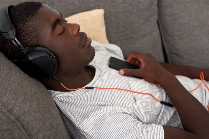 Listening to music to help sleep better