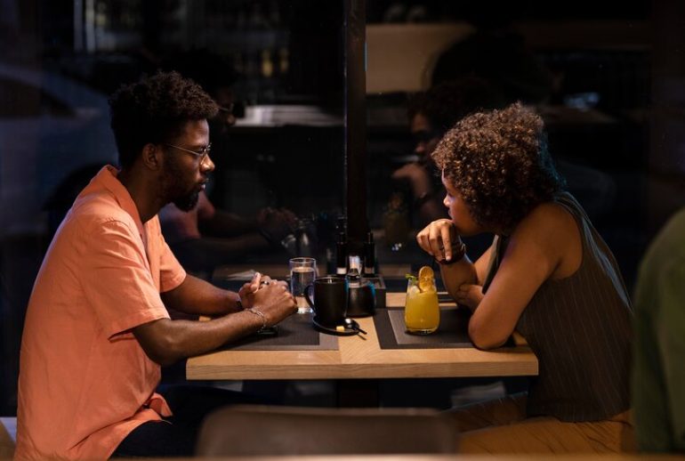 Picture showing people on a date